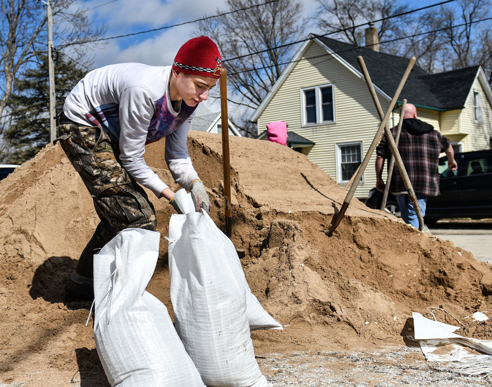 031619-mda-nws-sandbags-011a.JPG